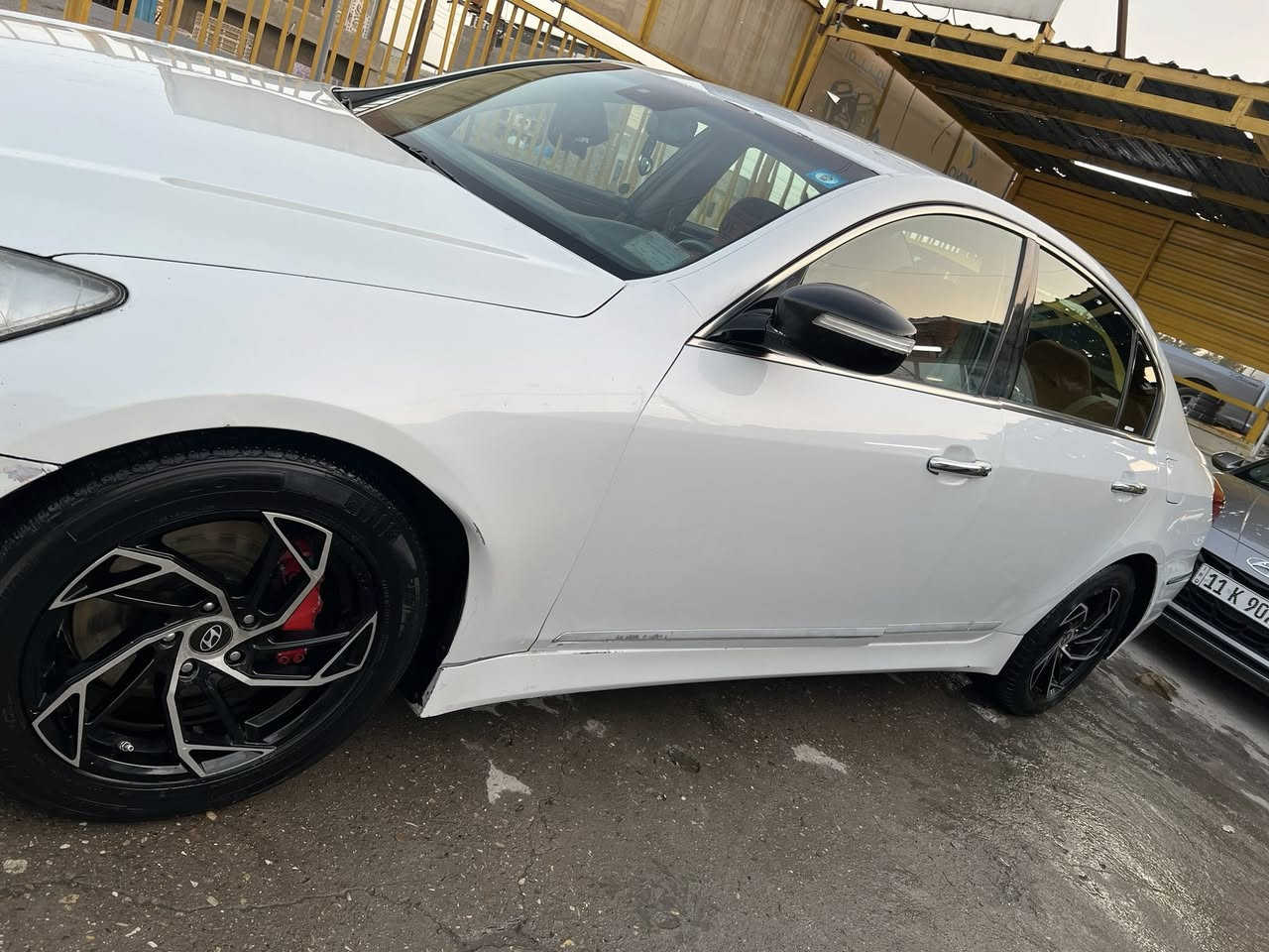 جينيسس 2012 
السعر 105 
***********
