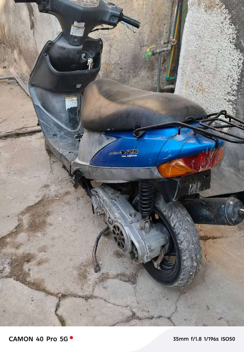 سلام عليكم دراجه ادرز.  ياباني دراجه طفت ابيعلك ع طفيتهه  مكاني بغداد الحسينيه سعر150وبيهه مجال.  ***********
