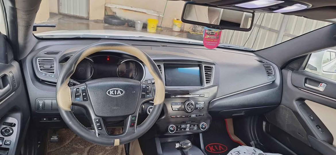 السلام عليكم
كادينزا 2012 خليجي فول محرك 3.5 السونار مرفق مواصفات معروفه السعر 125 مكان السياره كربلاء ***********
