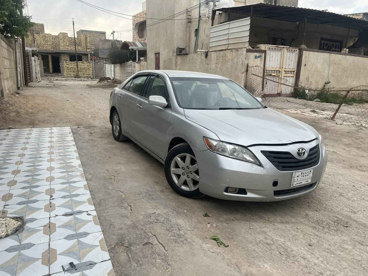 السلام عليكم للبيع كامري 2007 وارد أمريكي لسياره بيه مكانات صبغ ابيع احزام لغود وشواصي كفاله لسياره مكينه كايمه بس شغاله رقم بغداد السعر 59المكان حله ***********
