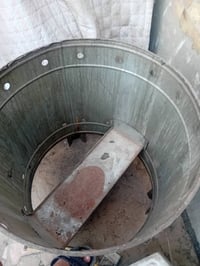 أغراض مستعملة صواني حجم ٦٠ و ٧٠ موبايل ٠٧٧٠٣٧٣٠٤٠٣