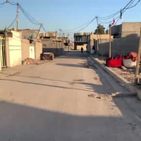 لبيع بيت مساحة ٢٠٠واجهة ١٠فول طابقين  حديقة كراج  رقم الهاتف ٠٧٧١١٦٧١٦...