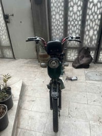 دراجه للبيع نوع الدراجه درجات بغداد دراجه بيه عطل بس عقل والبطاريه جيد...