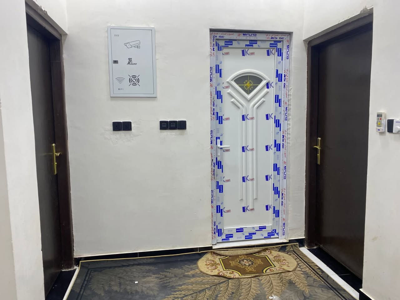 اقساط
بيت مساحه 100 بناء طابوق 
مقدم ٢٥ وكل شهر ٥٠٠
والسعر ٥٥السعر الكلي
باب الهوى بدايه الرابعه قرب المدارس
***********
