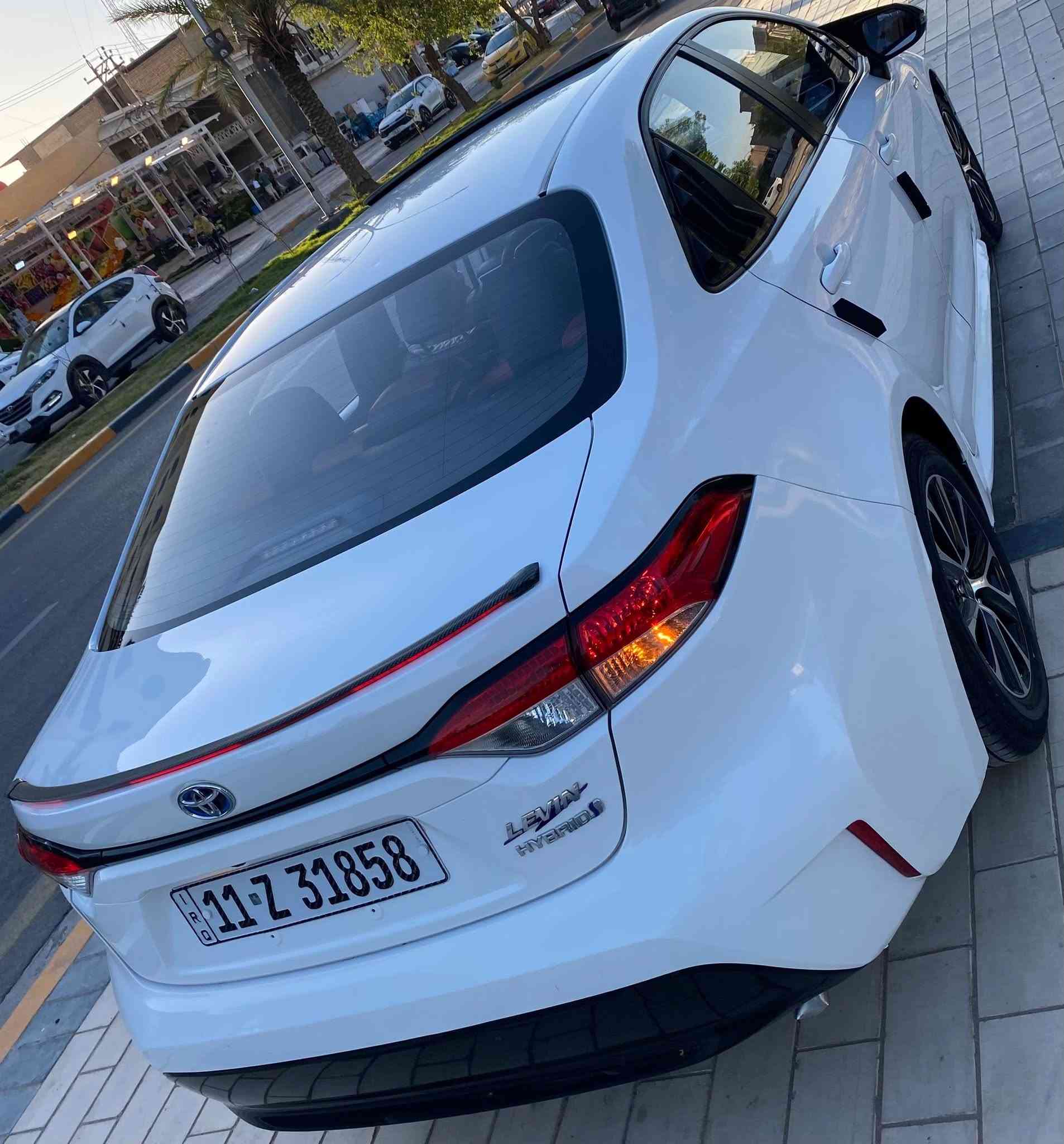 السلام عليكم كورلاموديل 2024    فول مواصفات
سنويه وهزه جديده باسمي 
    ♦️ماشيه 33 الف K🚘
        بدون صبغ بيها مكانين بارد فقط اقل الشبر 
♦️فول مواصفات 1/1 
♦️داخل جلد لونين كراسي كهرباء 
♦️فتحه/ بصمه/تبريد قطعتين
♦️محرك 1800 كفاله مع الكير من الفتح ومن كلشي
♦️سياره جديده وجاهزه بدون نقص واحلى من الصور 
♦️السعر  143 مكاني بغداد الدوره 📍
***********☎️
