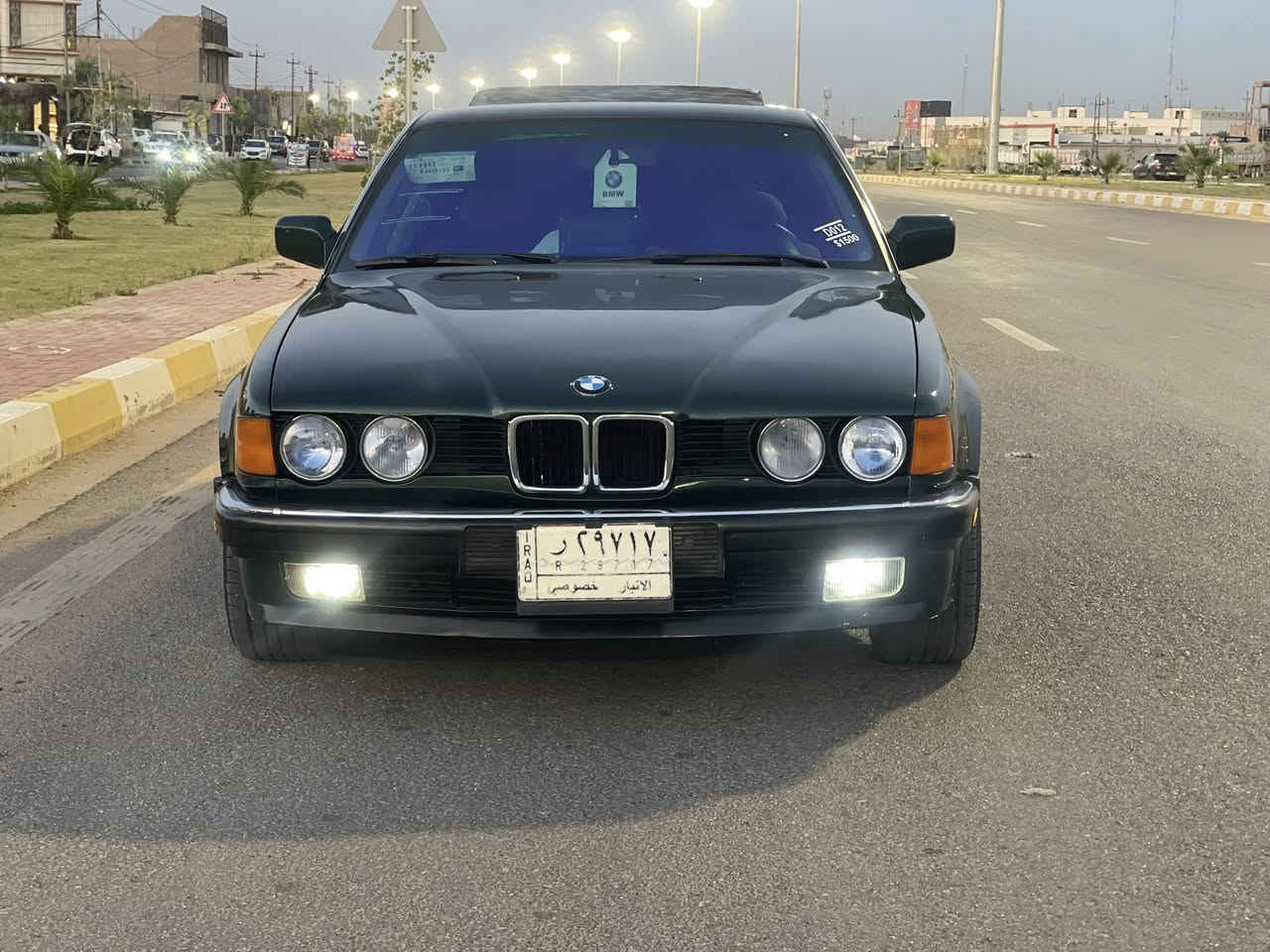السلام عليكم بي ام للبيع موديل 1991 حجم 730السياره جاهزه وجديده مكفوله من ضربه صبغ جماليه كير محرك صدر تبريد كله جاهز فول مواصفات للاستفسار ***********السعر 65
