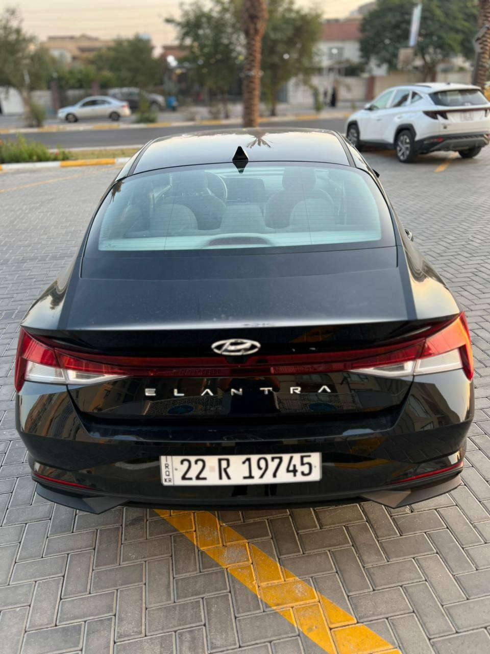 السلام عليكم
هيونداي النترا 
موديل 2023 
صبغ جاملغ وحافه البنيد بدون دواخل بدون ايرباك
رقم اربيل الدولي بسمي
محرك 2.0 دوش 

 مواصفات 
⚫️ دخول ذكي 
⚫️ تشغيل ذكي 
⚫️ جنطه ذكيه 
⚫️ تشغيل عن بعد 
⚫️ حساسات اماميه و خلفيه 
⚫️ شاشة تدعم كار بلاي ، اندرويد اوتو
⚫️ كامرة خلفيه دواره 
⚫️ لايت لد + عدسه 
⚫️ لايت لد خلفي متصل 
⚫️ تدفئة كشنات 

مكان السيارة بغداد الدوره 

~ السعر  145 بيها مجال بسيط 

***********
