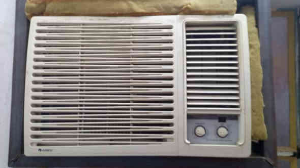 مكيف 2طن شغال تدفئة تبريد نوعية گري السعر 200بي مجال
العنوان الجولان ***********
