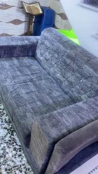 للبيع تخم ٨ مقاعد بغداد الدوره السعر ٢٠٠  ٠٧٨٠٧٢٩٣٥٥٠