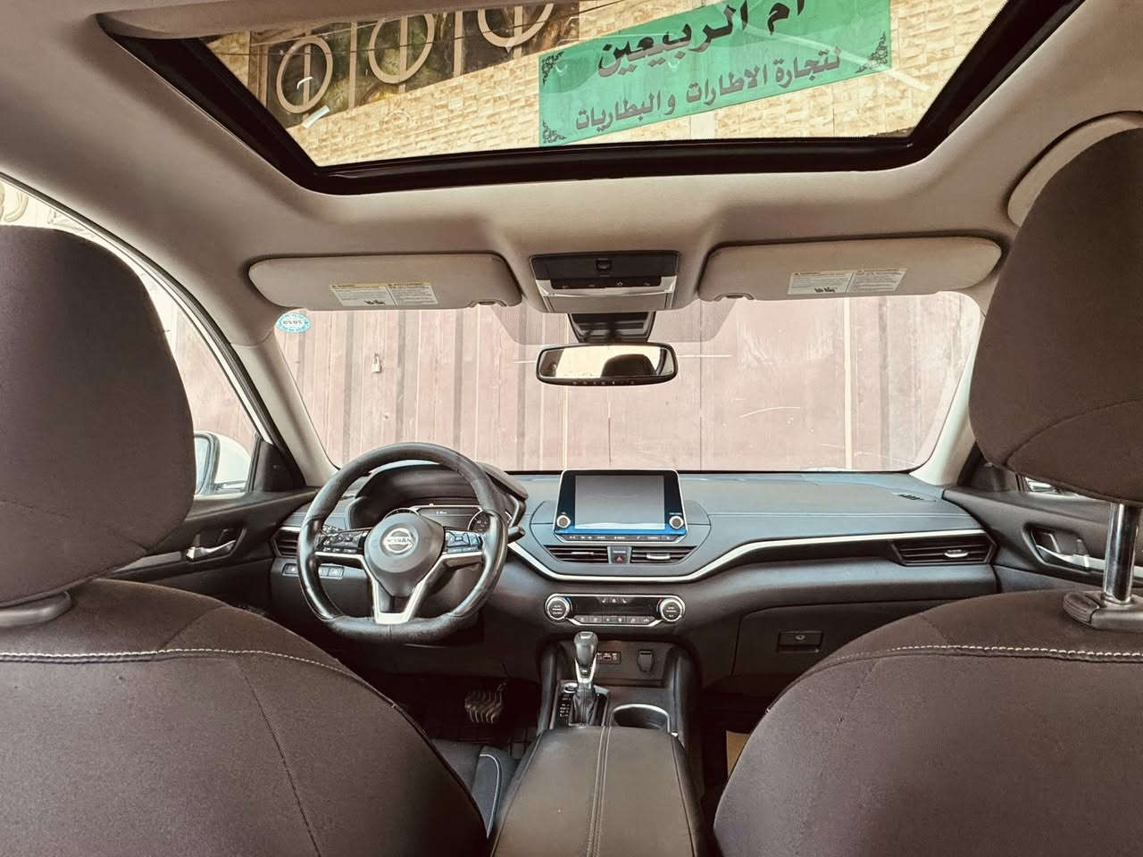 سلام عليكم
التيما SV +
2019 ماشيه 92 ميل
فول مواصفات فتحه
بصمه كشن كهرباء
قياده ذاتيه تحديد مسار رادرات جانبيه 
اوتو ستوب خلفي وامامي
كشنات تدفئه استيرن تدفئه
كير مكينه كفاله
بيها شبر صبغ جاملغ ايمن
وشويه بارد بخشم بنيد وجاملغ على كد شبر
بدون ايرباكات
وبالعراق صار بيها طعجه بالدوسه 
باقي كفاله السعر
155 نهايته
***********
