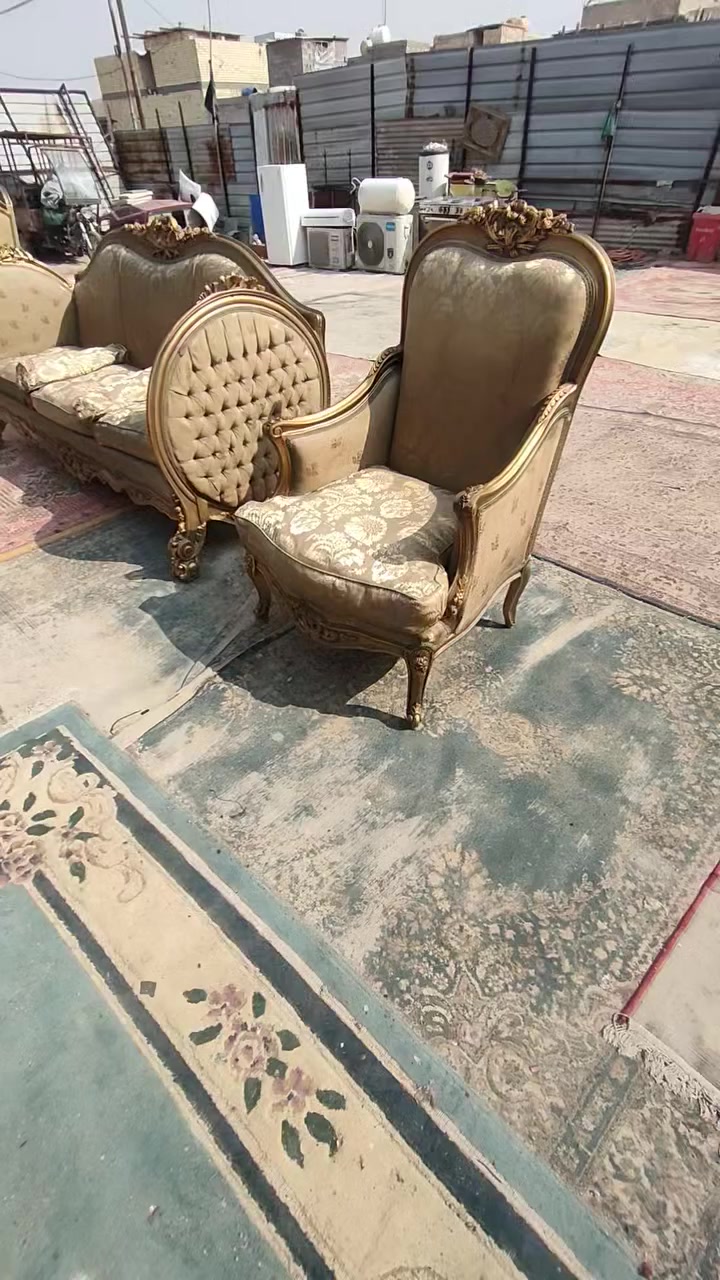 البيع تخم دمياطي 10مقاعد معة طبلات عدد 4مرمر مكاني حي اور سبع قصور شارع ابو علي يوجد توصيل الرقم ***********
