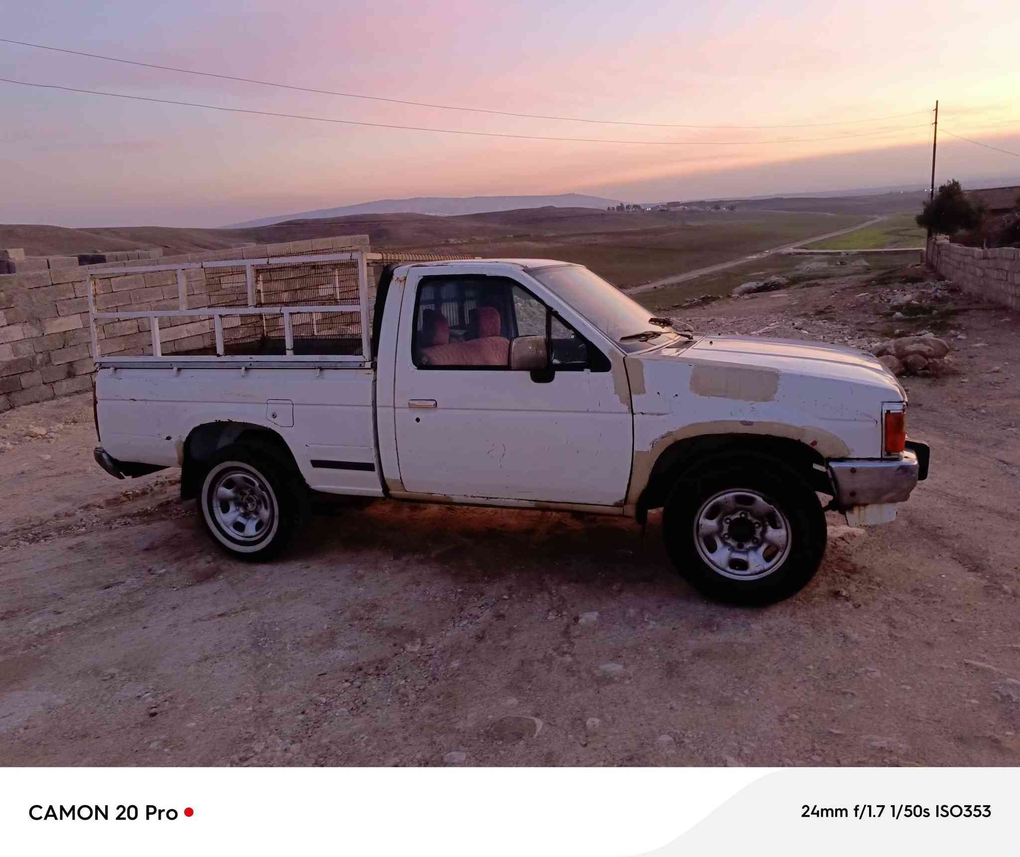 السلام عليكم. للبيع بيكم نيسان موديل 88. كير. محرك اكسن شرط. للتواصل مع صاحب السيارة رقم 📱 موبايل 📱 ***********.   ***********
