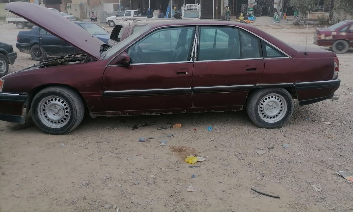 اوميكا مديل92 محرك 20 بي تبخير فقط كير اوتماتيك جام امامي كهرباء خلفي جوبي كهربائيات السياره كله شغال رقم فحص كركوك مؤقت شرط التحويل🚨سياره بلاديه شرط وارد ياباني مكان السياره سامراء 📍 ***********السعر 14وبي مجال بصيط
