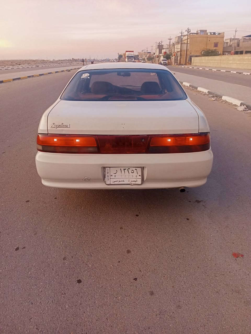 السلام عليكم سياره كريسته رقم بصره تحويل مباشر كفاله كص ونقل جثه وضربه اصوليات مكينه  كير ونجي سياره مال جناي سعر 52 وبيها مجال للشراي مكان السياره البصره شراي ***********
