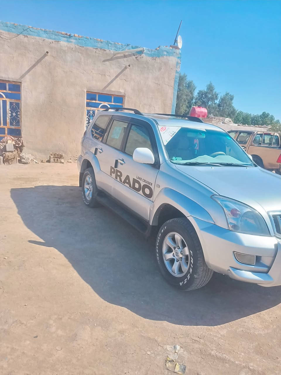 ترهم مراوس ب تيوتا مضروبه مصبوقه من 12الى 15   مكان السماوه قضاءالخضر       للبيع  تويوتا نوع( برادو ) فئة VX أعلى فئة موديل2005 كويتي محرك ستة  سلندر ( 4000 ))
 يجي
فول مواصفات المعروفة للأخير
  (1\1) رقم بصرة أنگليزي الدولي مميزالسنويةمجدد لسنة2030  السيارة تداور بل سماوه او أي محافظة عراقية السيارة بيها صبغ عام أثر تجيه على صفحة العبري  كماموضح مع کافةالتفاصيل  المرفق بالمنشور مع الصور
السيارةجاهزة بمعنى الكلمة من داخلها وخارجها
وجاهزة من محرك وگير وحداديةوتبريد كلها جاهزة بأذن الله مواصفاتها : -
(فتحة مع كراسي كهرباء و كراسي جلد 
ودبل گیر اتوماتیک و دبل تانکي مع هوكات خلفي و أمامي مع محرك ٦سلند حجم 4000 وگیر 7 نمر  مع فورويل و سعتها 7راكب مع تبريد 3قطع
غرفتها جديدة وكراسي جلد أصل 
و لايتات زنون مع بلاجكتورات مع  حساسات خلفية و شاشة جبيرة وكامرة وكروس سرعة، مع يدات الابواب نيكل و دواخل السيارة لونين و مطعم صاج ، تحكم المري كهرباء و أشاير بالمري ، شاشة كبيرة و كامرة مع سبير تعليگ
  و بعد بيها مواصفات  ) معروضة ب(120$)ورقة و بيها مجال و الشراي يتصل و يتدلل رقم 

 ***********
