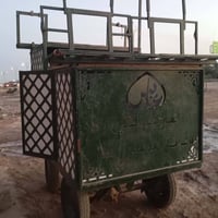 عربانه للبيع جاهزه سعر مناسب للتواصل خاص07805930061