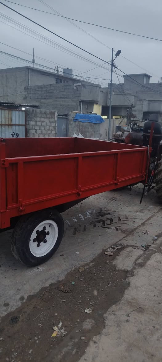 للبيع
مكان موصل 
سعر واحد ونص وبيها مجال 
تصال ***********
