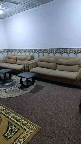 قنفات العدد 4السعر 125وبيها مجال العنوان بصره الصالحيه *********** البصرة
