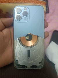 ايفون ١٣ برو ماكس • بطارية ١٠٠ • كاميرا ماتشتغل