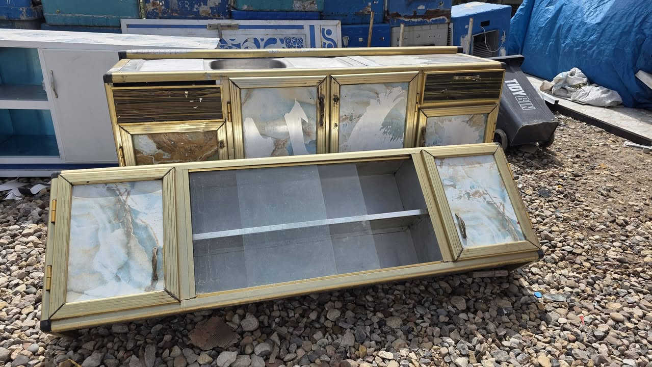 أغراض منزلية مستعملة
متوفرة الان في مجمع الربيع للأثاث المنزلي". 
يوجد لدينا استبدال القديم بالجديد مع الفرق
اهلا وسهلا بكم


**إذا كنت صاحب هذا الإعلان وتريد حذفه لأي سبب، رجاءا أرسل رسالة إلى الدعم الفني**