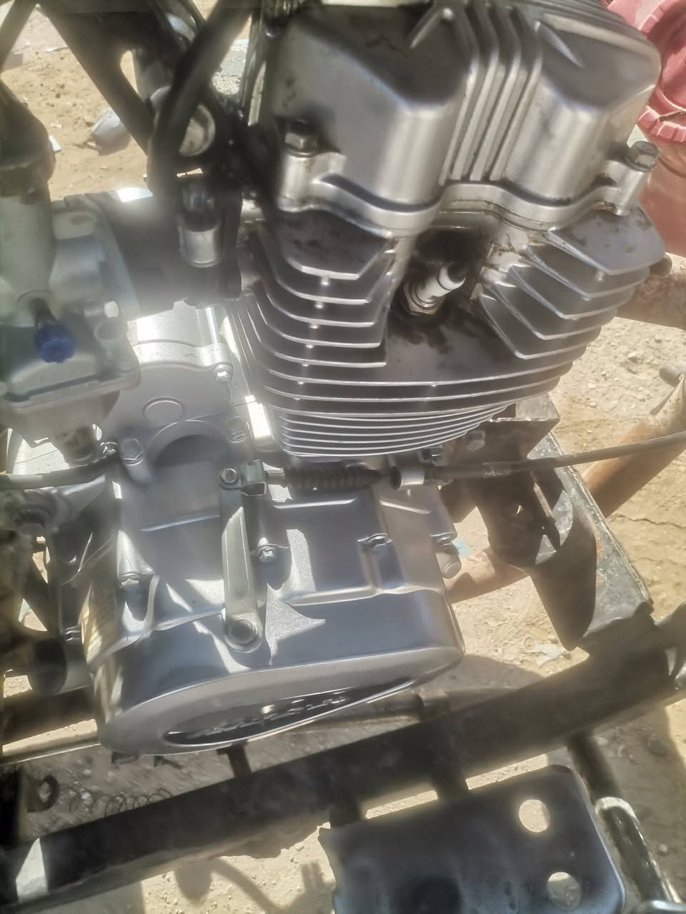 سلام عليكم ستوته للبيع مديل 10 رقم اسود راعيه موجود محركهه برغي مامفتوح السعر 1150 هاذي رقمي***********
