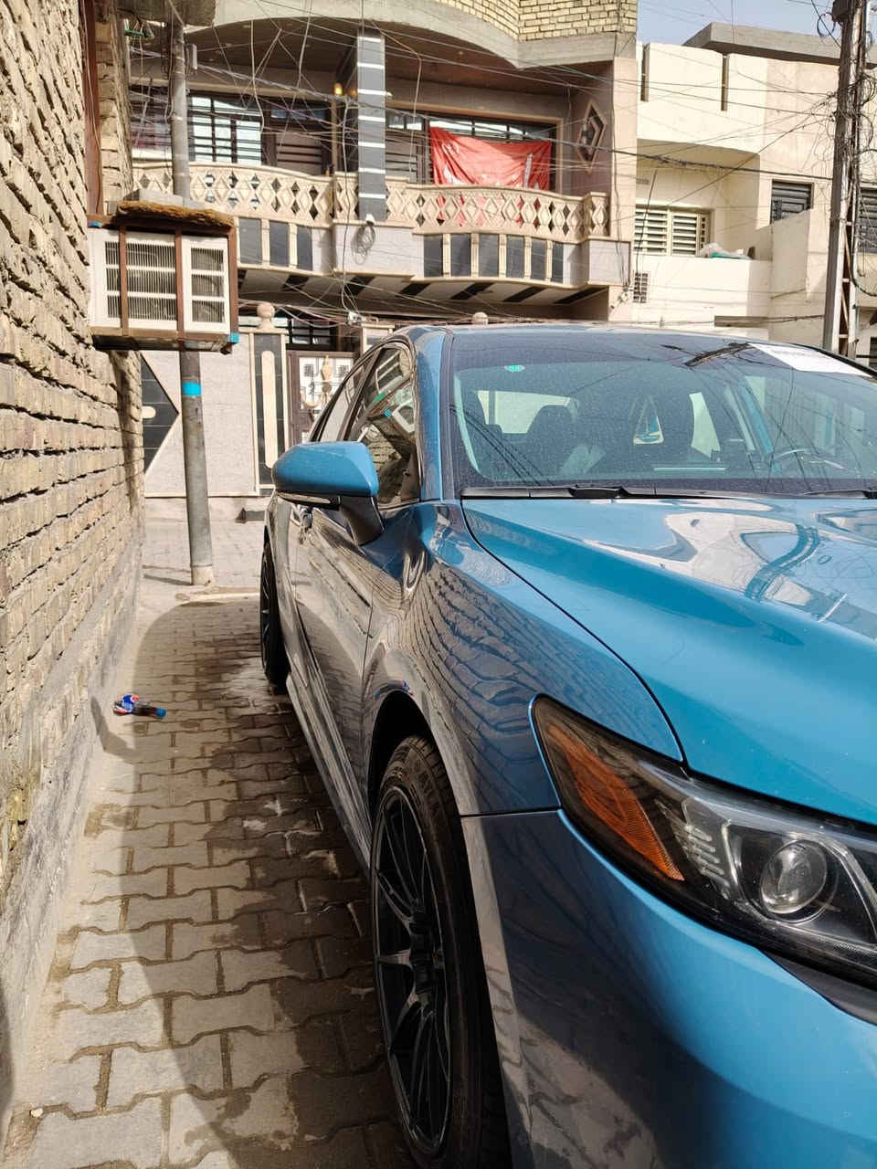 كامري 2023 لون مميز حادثهه موضح بل صور وبيهه صفحه كلير من امريكا مرقمه بغداد
السعر 175ورقه وبيهه مجال 
استفسار اتصال ع رقم 

‭0770 693 5069‬
