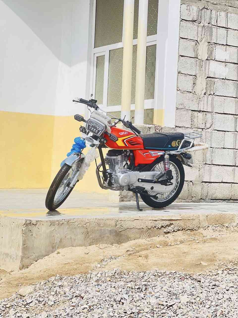 سلام عليكم دراجه للبيع موديل 2025تايكر شهر مستعملهه زيرو مكاني ديالئ شهربان سنسل💙سعر خاص او رقم ***********
