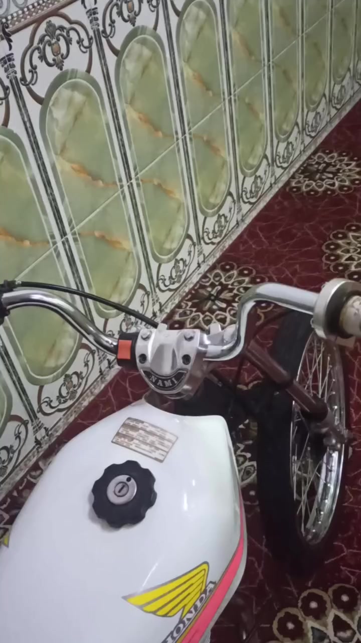 سلام عليكم دراجه للبيع وراق بسمي مديل 23 وكيله لربيعي ***********
