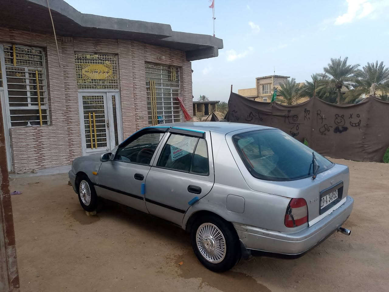 سلام عليكم
نيسان سني موديل 94رقم  كربلاء انكليزي تحويل مباشرة 
سنويه ل30 محرك وكير مكفولات وتماتيك  تخم تاير جديد
السعر 25العنوان كربلاء طوريج رقم ***********
