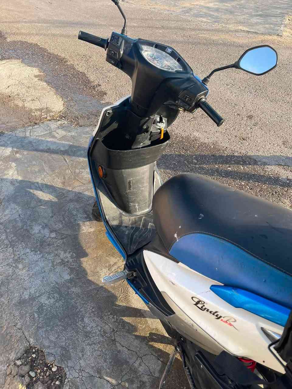 سلام عليكم ماطور هوجي سنفور سرعته 120 نكره صلف. هندر شغل  نضيف كلشي مابي على الفحص  بدون الجنطه. سعر جنطه وحد الي يريده يدخل خاص او يتصل على رقم   اكثر شي اتواجد على تصال  *********** سعره675وبي مجال قليل

