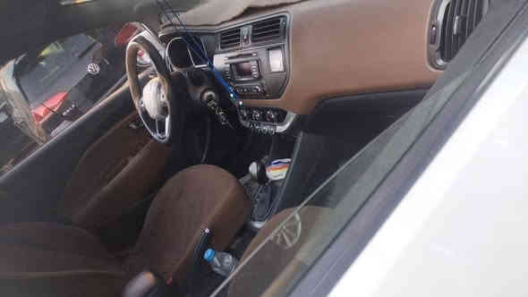 السلام عليكم
سيارة ريو موديل ٢٠١٢ بأسمي للبيع السياره كامله مابيها نقص وهزه جديد مصار شهرين من دخلت هزة وسنويه  تنتهي ب٢٠٢٧ بنهايتة
 لون السياره ابيض رقم اربيل
ورايدها ٨٢ بيها مجال بسيط اذا مو شراي لاتكسر بسعرها سياره نضيفه وكلكم تعرفون هزة اربيل شنو
 الشراي يتصل على هل رقم *********** متواجد واتساب غير متواجد بالفيس بغداد
