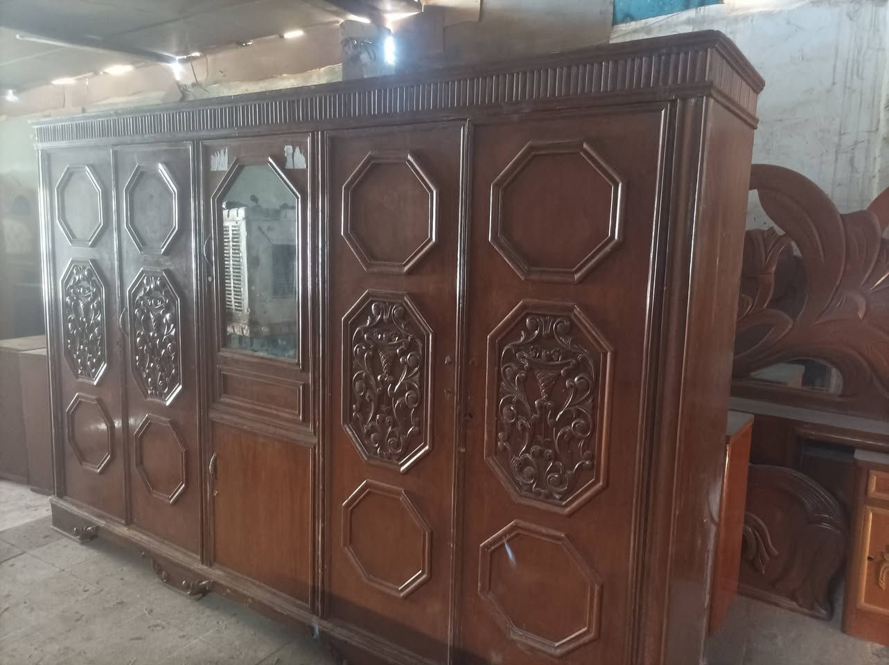 سلام عليكم كنتور ابو الخمسه تزكام درجه اولى نجف حي ميسان بشريط قرب حلويات بابا روم محل الكعبي ***********
