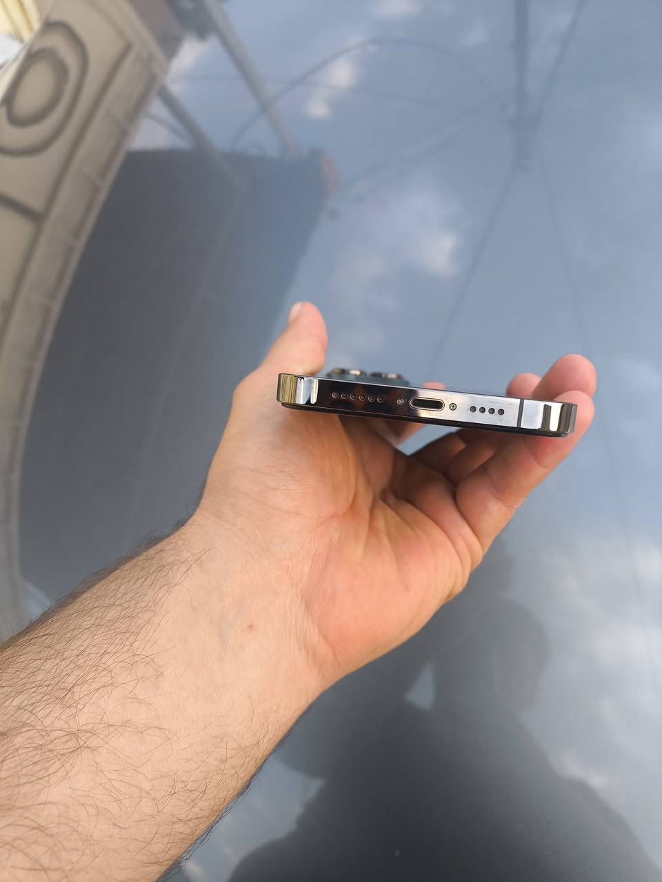 iPhone 13 pro max
256كيكا 
بطاريه 93 
بدون غراض
نموذج M امريكى 
ما مفتوح ولامبدل بي شي 
شرط الفحص الحاسبة و هوه 
سعر .....640 الف
للاتصال ***********
