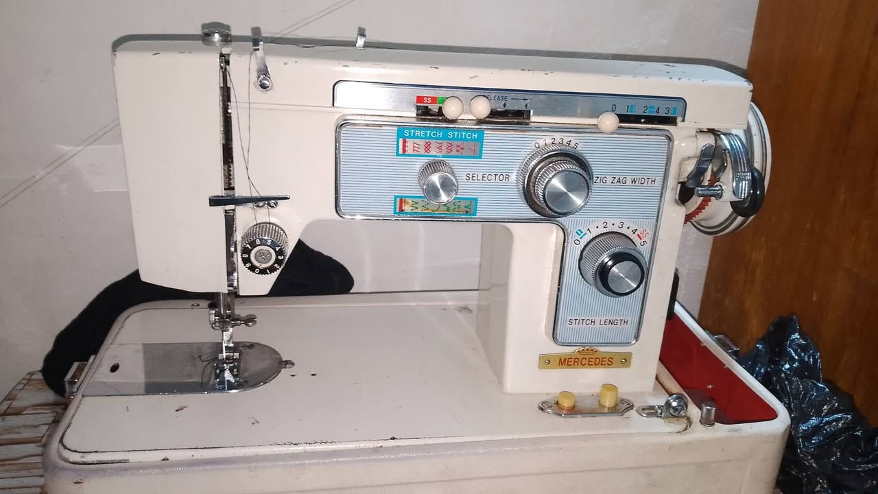 مكينه خياطه بلذر سعر 70 شرط خياطه درجه اوله


**إذا كنت صاحب هذا الإعلان وتريد حذفه لأي سبب، رجاءا أرسل رسالة إلى الدعم الفني**