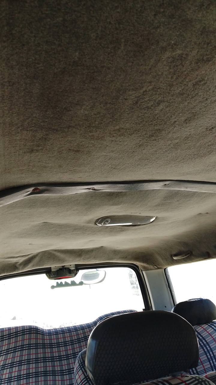 سلام عليكم بريجو البيع موديل 2000 سنويه جديده ورقم انجليزي مكان السياره بابل سعر 67  وبي مجال سيارة كاملة اني مالك ***********
