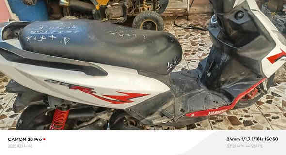 السلام عليكم دراجه جي تي ار نوزل ياباني خطين دشبول الكتروني 3 الوان دراجه شغاله كهربائيات كله شغاله نكره سلف بكل وقت دراجه واحد عراق يعني مواصفاته ما تنوصف السعر 700 وبيهه مجال حك الجيه الرقم ***********
