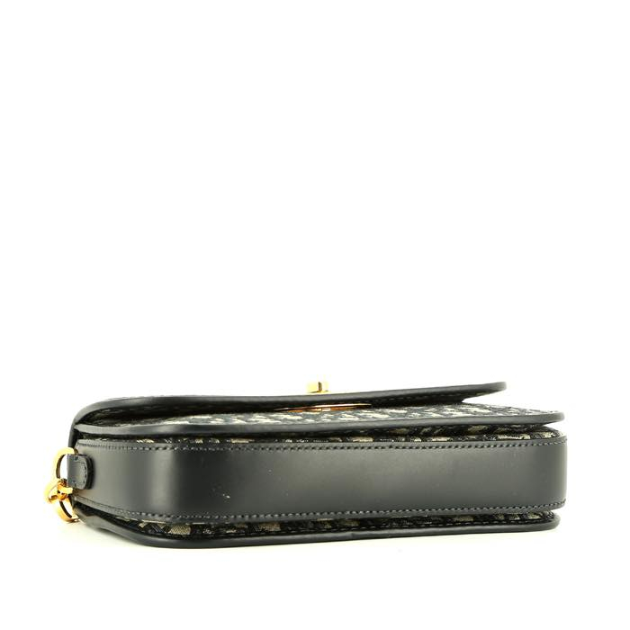 ديور ختم وكود 
Original


**إذا كنت صاحب هذا الإعلان وتريد حذفه لأي سبب، رجاءا أرسل رسالة إلى الدعم الفني**