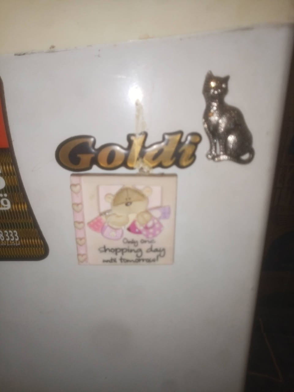 للبيع بغداد الدورة البعيثة اثنينهم 300 سبلت داخلي ابو الخرطوم وثلاجة ...***********....
