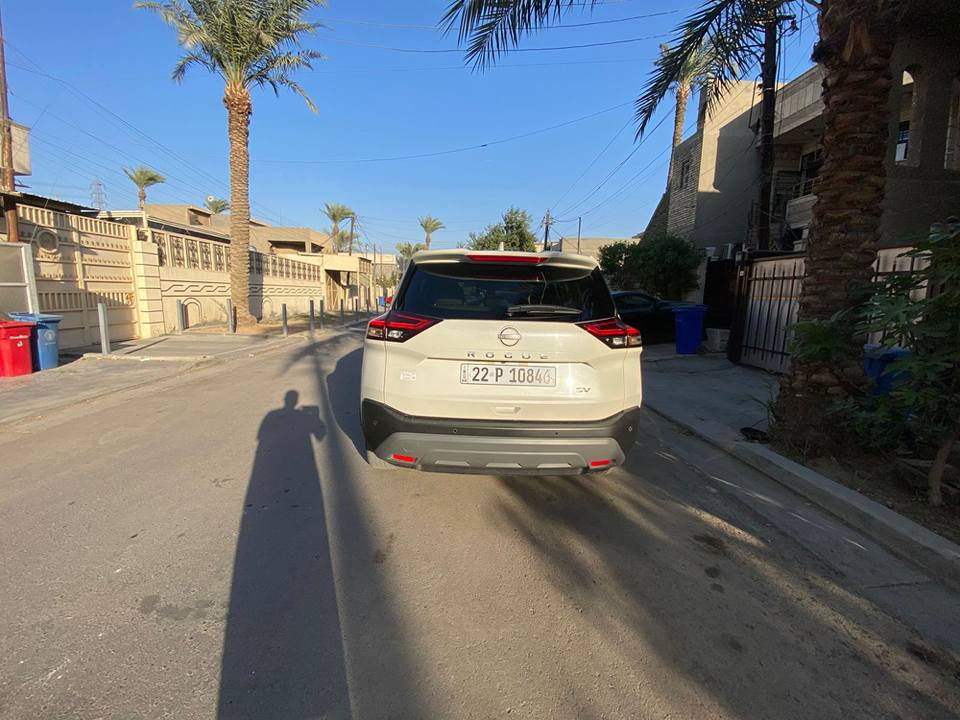 نيسان روج موديل ٢٠٢٣ السيارة فول مواصفات عدا الفتحة التقرير موجود بنيد مبدل بلاد ونفس اللون فقط السيارة ٣سلندر ١٥٠٠ تيربو السعر المطلوب ١٧٠ وبيهة مجال *********** إتصال + واتس اب 
المكان بغداد بغداد, العراق
