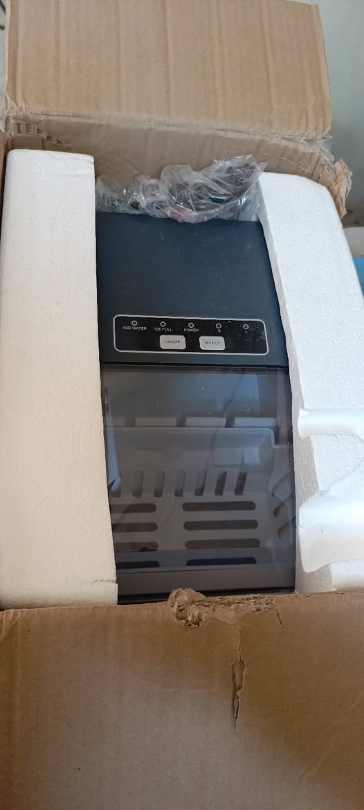 صانعة الثلج حجم كبير باله جديد..
انطوني سعر.. توصيل. 5


**إذا كنت صاحب هذا الإعلان وتريد حذفه لأي سبب، رجاءا أرسل رسالة إلى الدعم الفني**