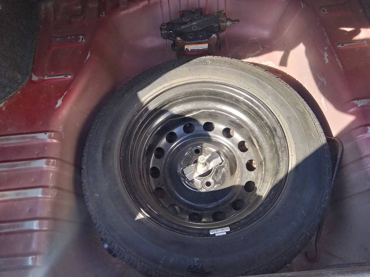 لانسر موديل ٢٠٠٧ سياره جاهزه..هزه جديد سنوية لغاية ٢٩
سياره بيه بنيد صبغ وجاملغ خلفي بسيط اثر جراد لاحادث ولاخياس...بلادي...مكانها سليمانية..متصرف عليها فقط اجور المداور ١٣٠ وخلص...السعر ٧٦
***********
