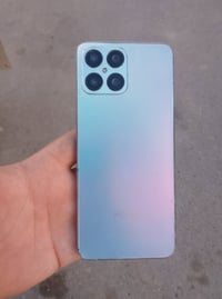 هونر X8 • ١٢٨ جيجا • شاشة ٦.٧ بوصة