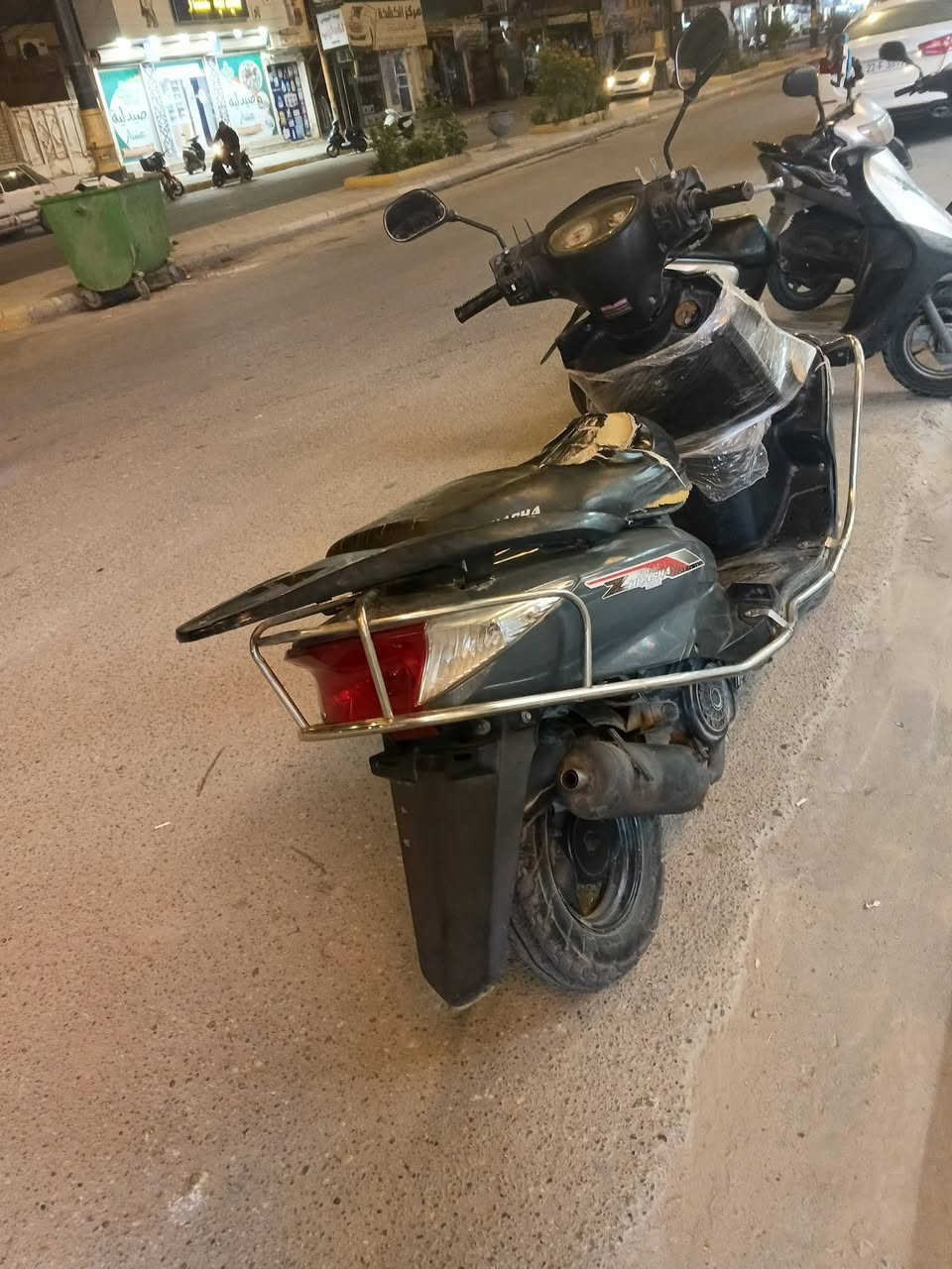 دراجه لبيع مفتوحه بس كلشي شغال بيها اشاير لايتات سلف دراجه نظيفه وعشرط السعر 450 وبيها مجال ملاحظة الكفر الامامي مكسور فقط والكشن


**إذا كنت صاحب هذا الإعلان وتريد حذفه لأي سبب، رجاءا أرسل رسالة إلى الدعم الفني**