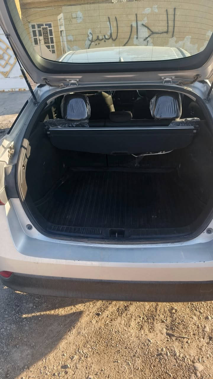 تيوتا بريوس للبيع موديل 2021 سيارة هايبرد 
كهرباء وبانزين صدر جديد تخم تاير تبريد تدفئة 
شغال سيارة جاهزة رقم بغداد نكليزي تحويل ثاني يوم 
تفاصيل اكثر اتصل عل رقم *********** مكان سيارة ديالى بعقوبه السعر 120 وبيه مجال
