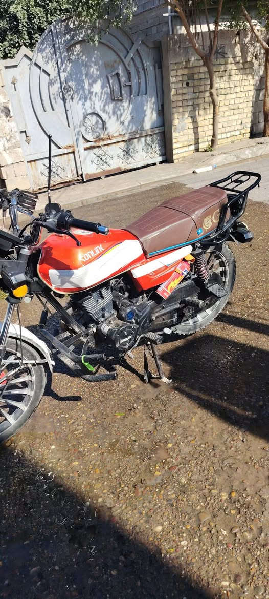 البيع سونك سيفان 5كير موديل 25 اوراقه كامله السعر 775 وبي مجال اتصل ***********
