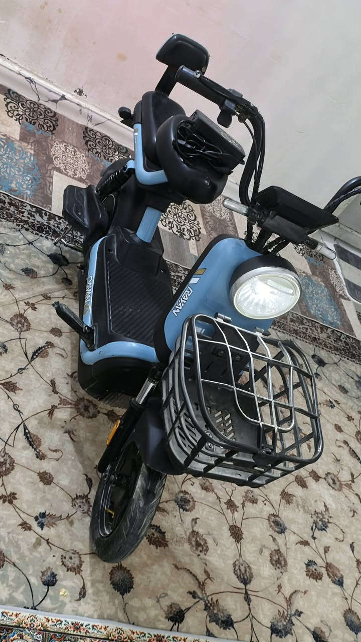 Rayan Electricدراجه
هاي الدراجه ار14حجم صغير مناسبه 
تجي اربع بطاريات رصاص تجي شاحنته بسعئ48فولط
نضيفه صارله 5اشهر من جانيه مناقصه شي فقط تشحن تكطع من 45/30كيلو والسعر 325واي ستفسار موجود خاص


**إذا كنت صاحب هذا الإعلان وتريد حذفه لأي سبب، رجاءا أرسل رسالة إلى الدعم الفني**