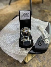 هوك لاندكروز ولكزز جديدد للبيع ب300$ 07722764213