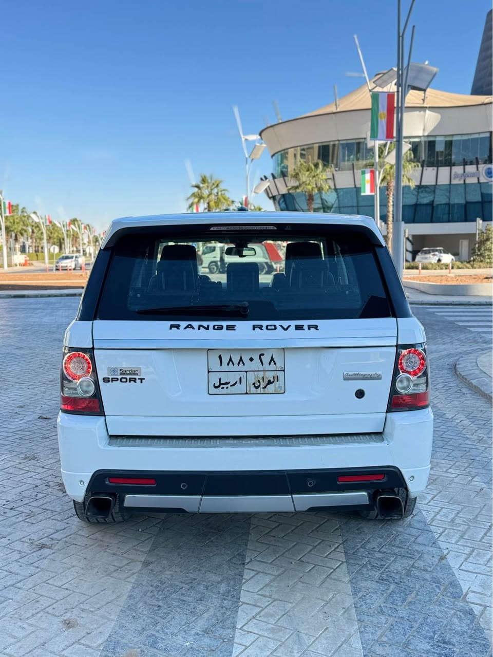 رانج رۆڤەر سپۆرت 
سفری شەریکە سردارە 
( کـلـیـن) بی سبوغ هةتا دةعامي بةشةرت 
مؤديلي ٢٠١١ 
مواصفات اوتوبايگرافي فول مواسةفات
مةكينةي ‏v8 سوپةر چارج
گير و مةكةينةي بةشةرت 
سةيارةكة تةنها ١٥٩ هةزار رؤيشتية نمونةية لة جواني 
بةشةرتي بةناو كردن و تحويل دةي فرؤشم 
شوين هةولير 
ژ.م ***********
ژ.م ***********
سحري ١٥٥ مةجال أربيل, العراق
