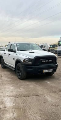 دوج رام للبيع  موديل٢٠٢٣ رقم سليمانية باب طويل بدي قصير المرغوب فور وي...