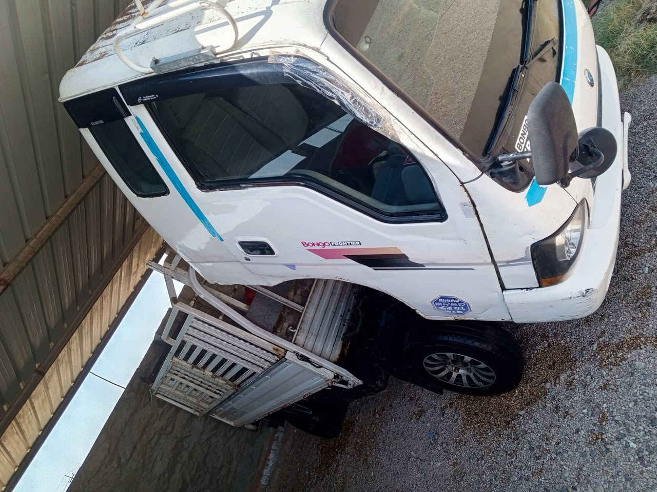 بسم الله الرحمن الرحيم
كيه ام اعيون موديل 2001 السياره جاهزه من كلشي من عده المكينه بيهه خيط بخار بدون تنقيص مكان السياره الانبار الخالديه سعرهه 75 وبيهه مجال بسيط سنويه 28 
***********
***********
